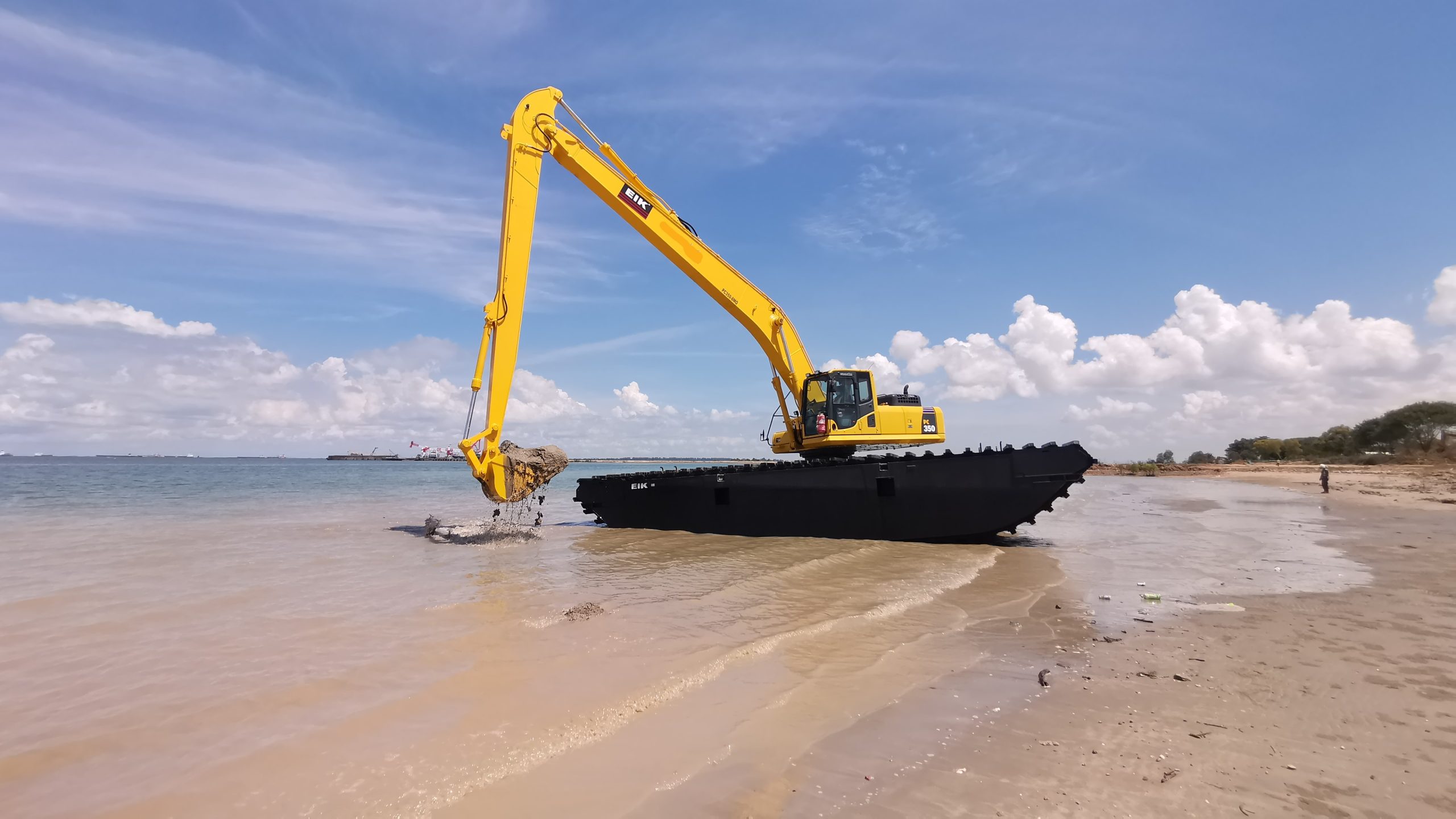 Amphibious Excavator